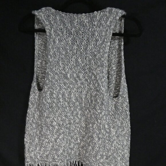 HOLLISTER CALIFORNIA | xs - s extra small - small | Open Front Sweater Vest - Picture 13 of 16